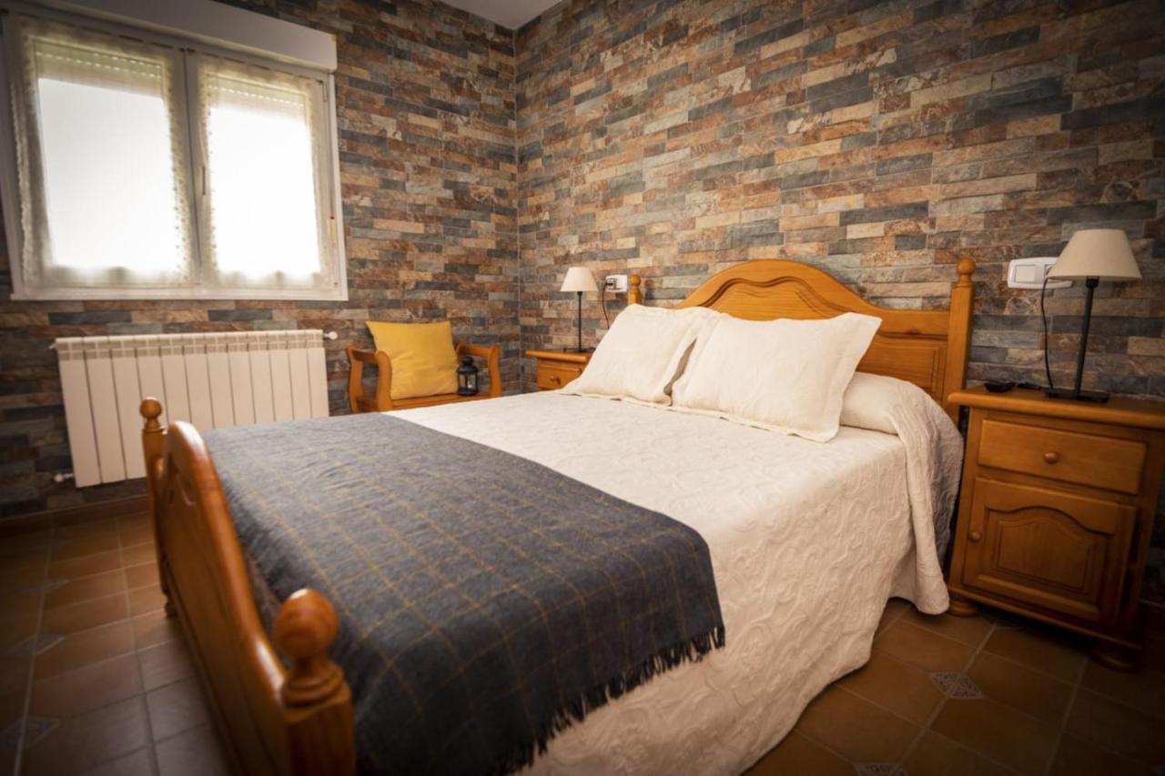 Apartamentos Pumarin Santa Marina  Buitenkant foto