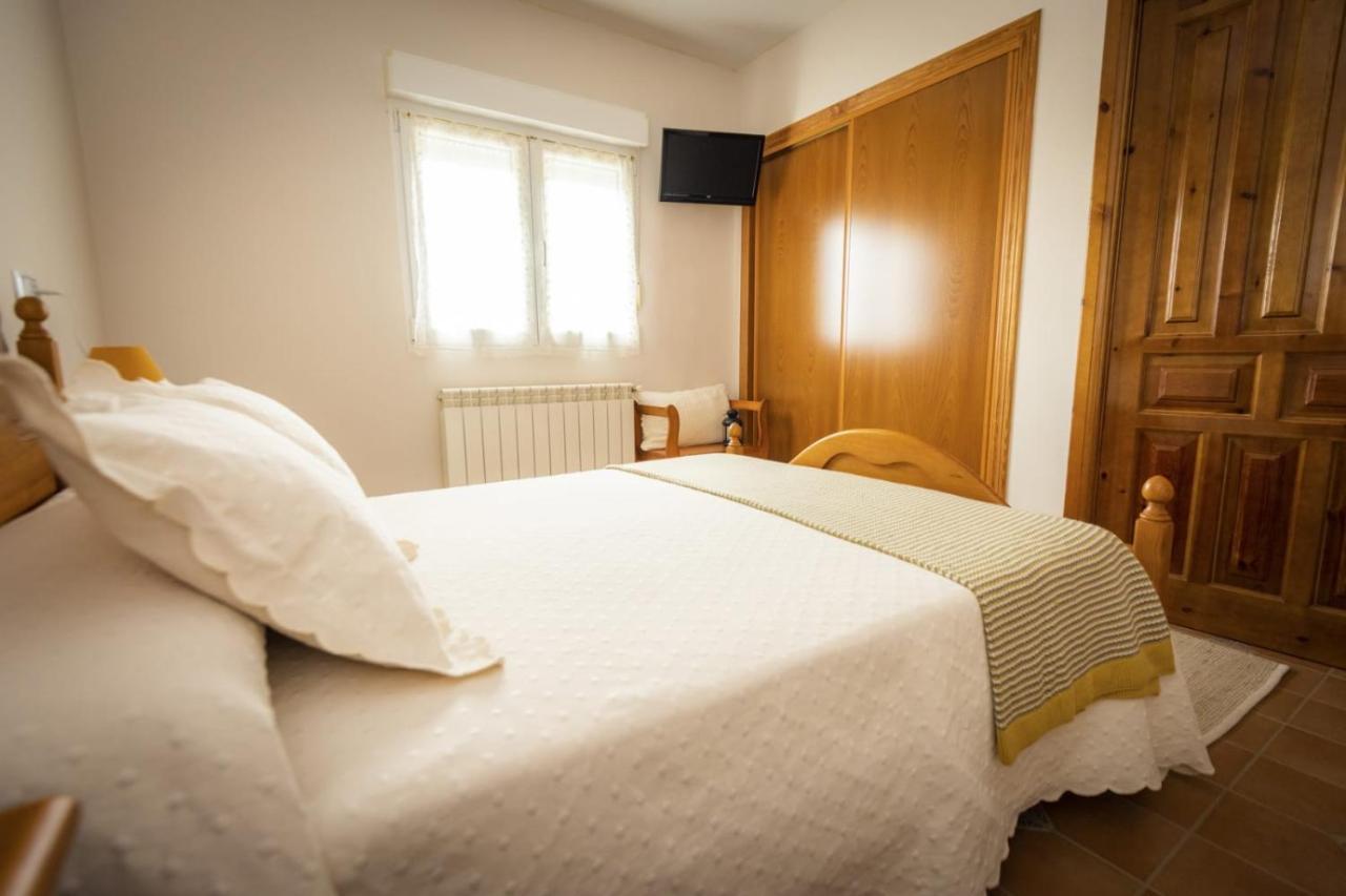 Apartamentos Pumarin Santa Marina  Buitenkant foto
